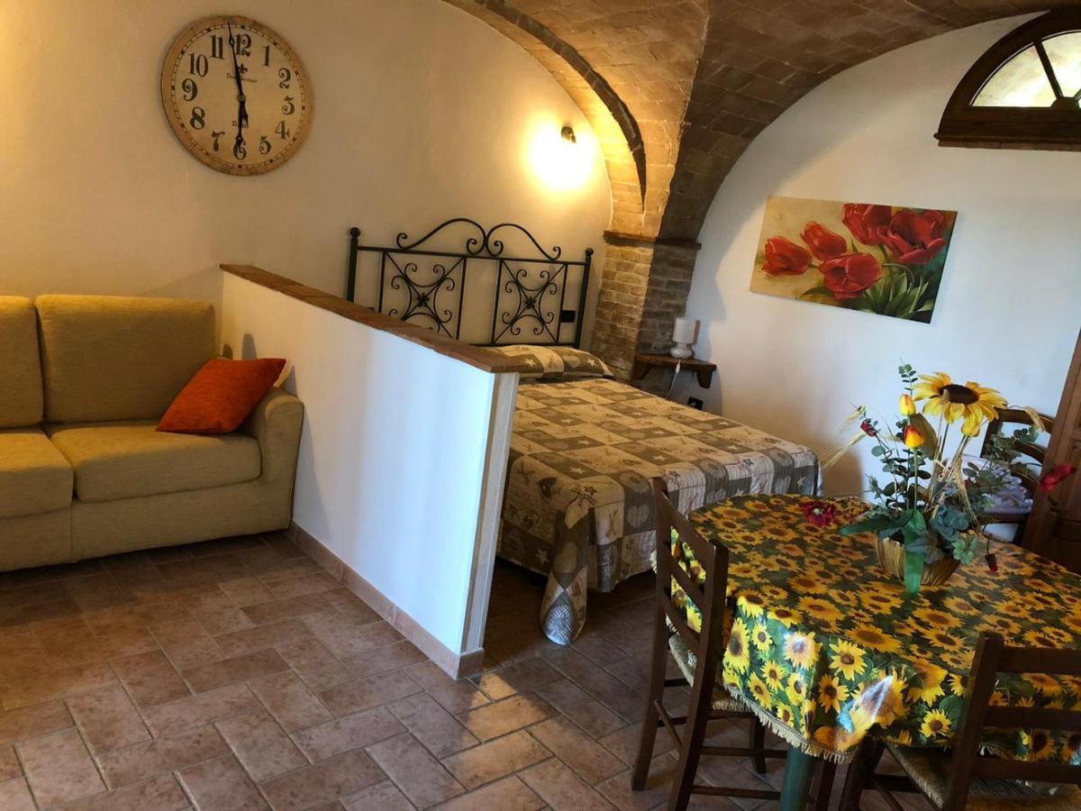 Agriturismo Casale Giulia Βολτέρρα Εξωτερικό φωτογραφία