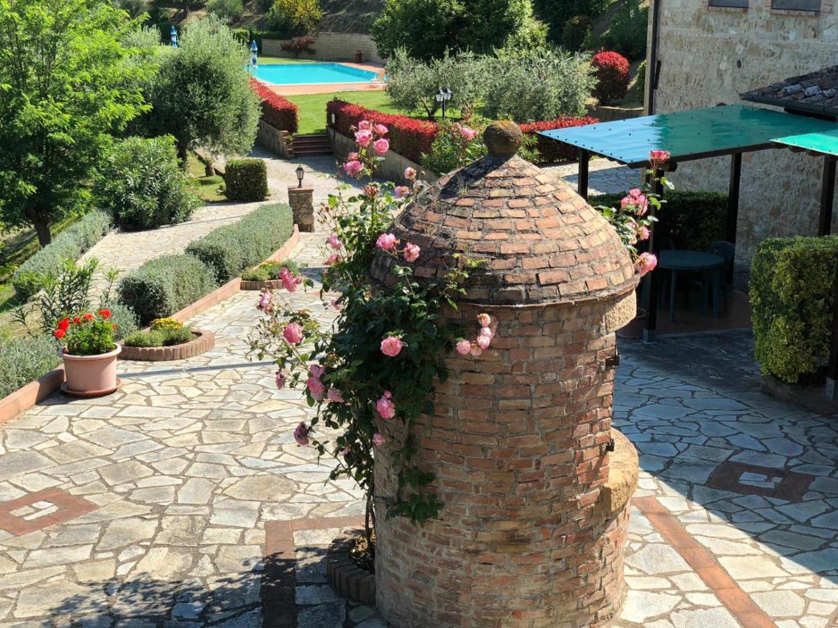 Agriturismo Casale Giulia Βολτέρρα Εξωτερικό φωτογραφία